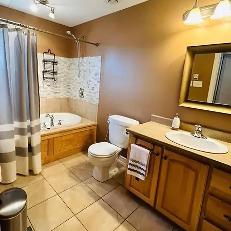 Cozy Basement Apartment In East Saint John Exterior photo